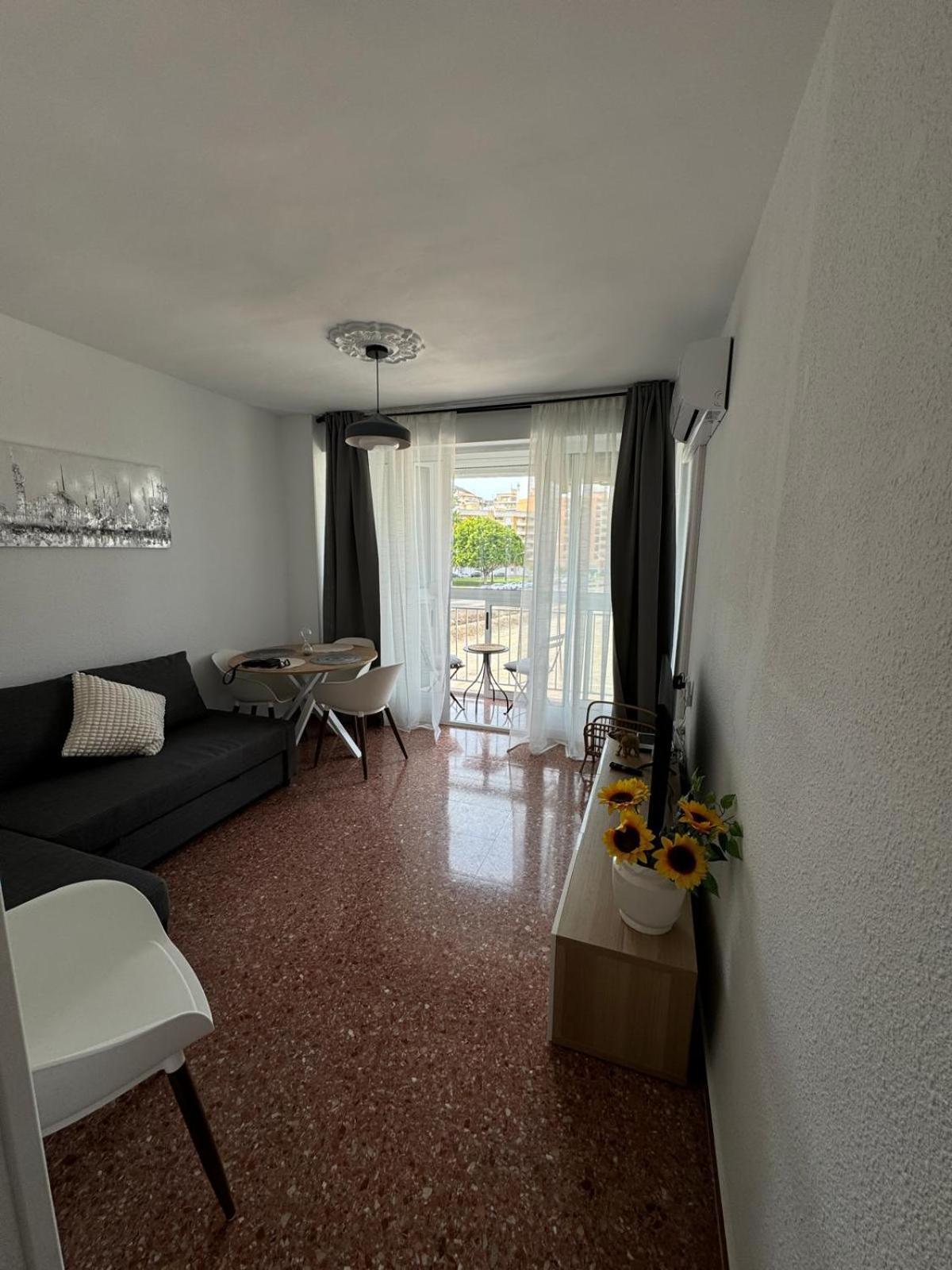 Apartments Del Sol 쿠엘라 외부 사진