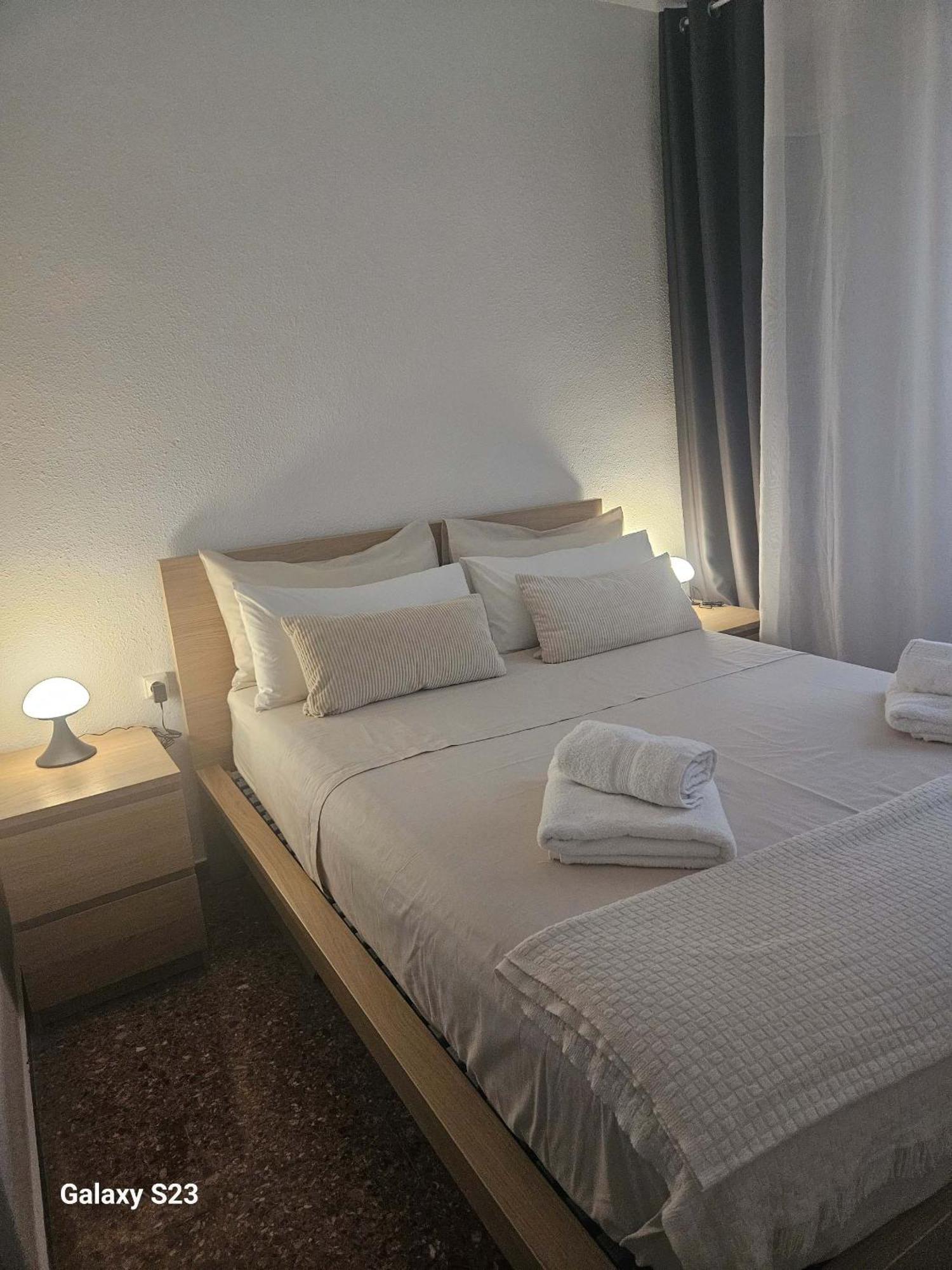 Apartments Del Sol 쿠엘라 외부 사진